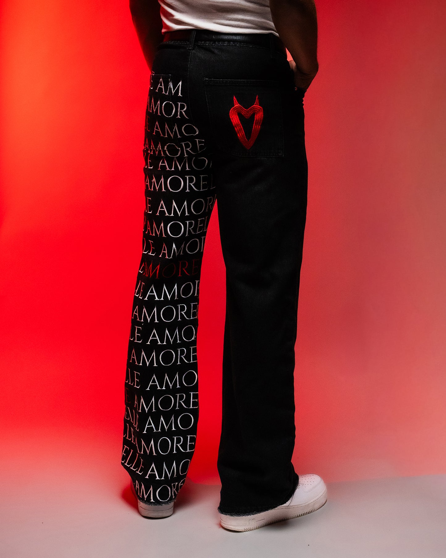 Signature Black Jeans